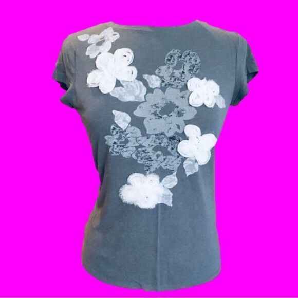 INC TEE TOP BLOUSE WITH FLOWERS APPLIQUÉ SIZE M - Picture 1 of 9